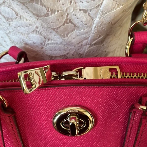 Coach  Prince Street Large Satchel crossbody      Ruby      Pink Leather  NWOT - Picture 6 of 16